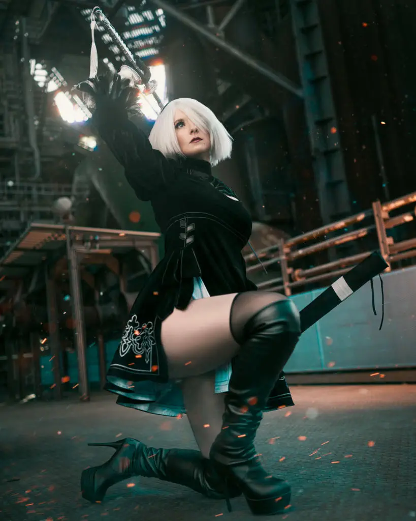 2B Nier Automata Fullbody Cosplay Actionshot | Model Sahhki