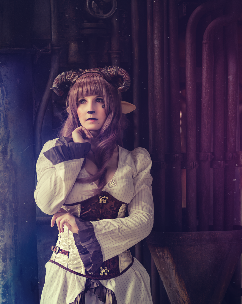 Sahki Cosplay - Steampunk Faun
